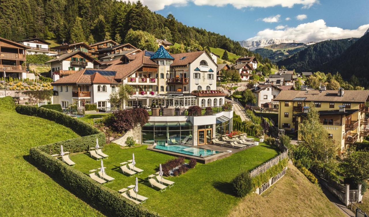 Alpenheim Charming & Spa Hotel 오르띠세이 외부 사진